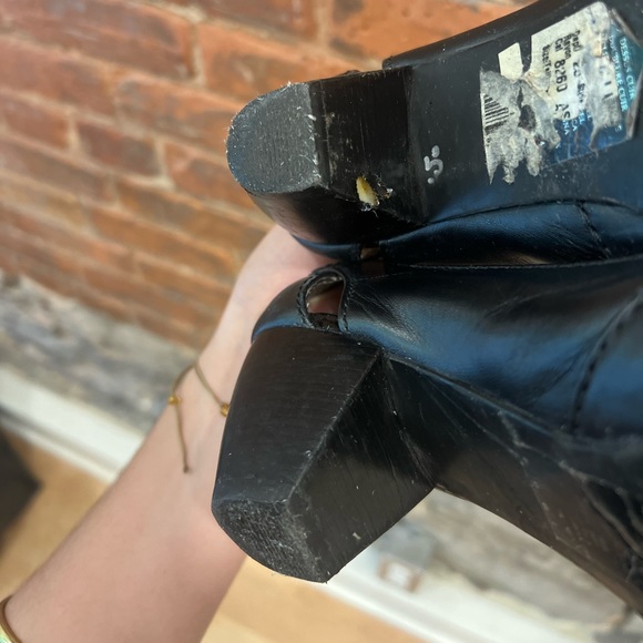 Vintage 90s Kenneth Cole Reaction Heels - Picture 4 of 4